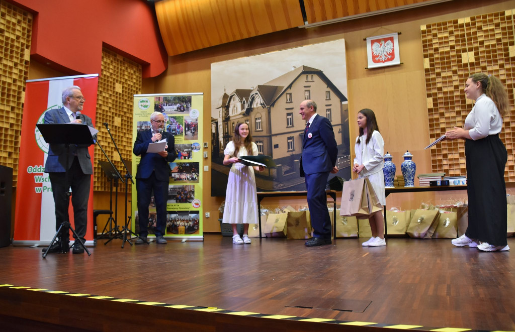 [FOTO/WIDEO] Widzą dalej i chcą mocniej