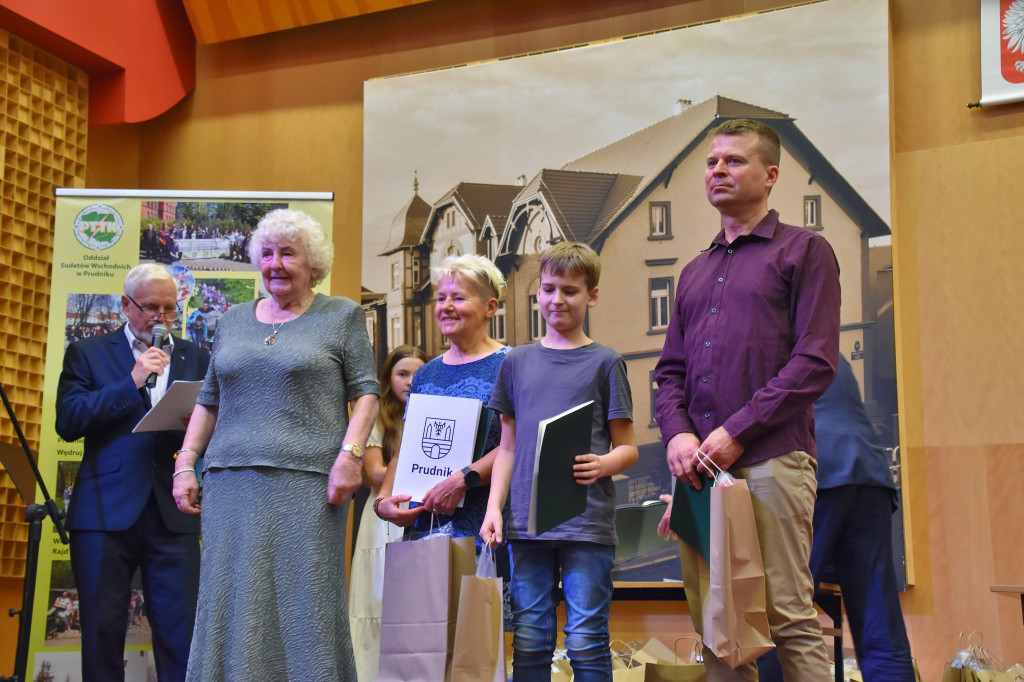 [FOTO/WIDEO] Widzą dalej i chcą mocniej