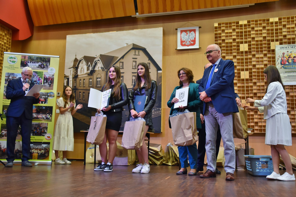 [FOTO/WIDEO] Widzą dalej i chcą mocniej