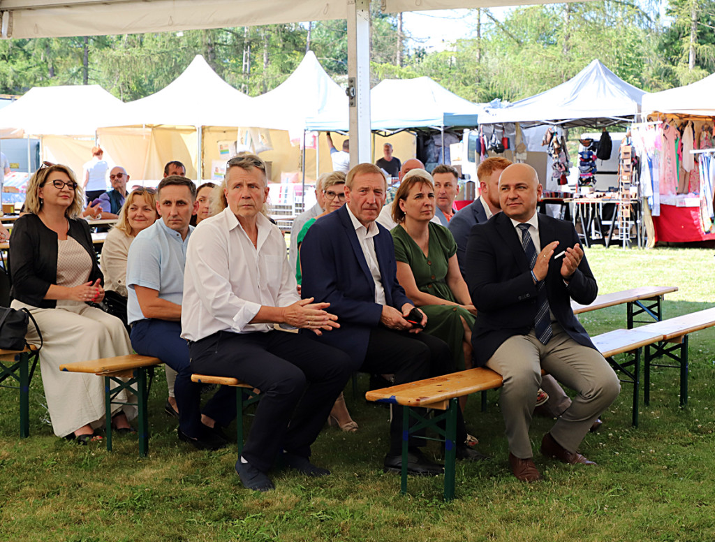 Dyplomy Jubileuszowej Wystawy Twórców Ludowych i Rzemiosła Artystycznego