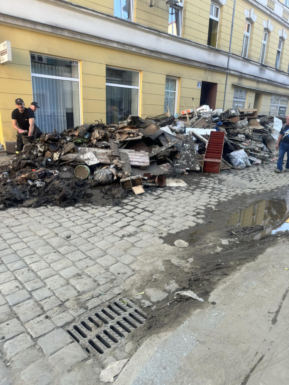 Głuchołazy. Krajobraz po bitwie [FOTO/WIDEO]