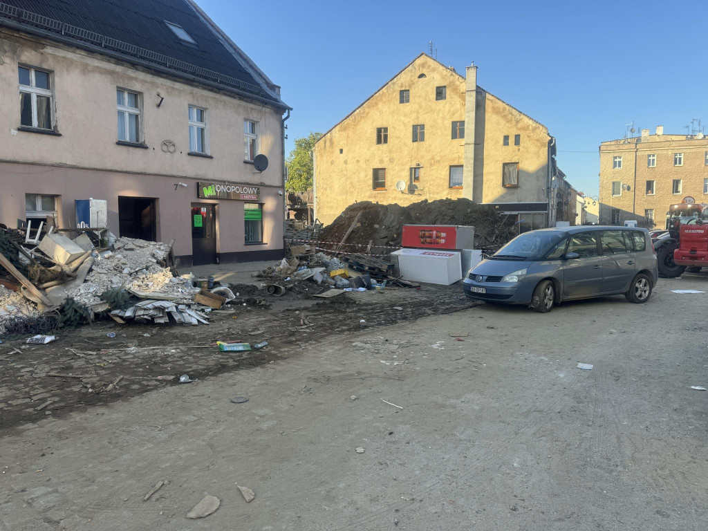Głuchołazy. Krajobraz po bitwie [FOTO/WIDEO]