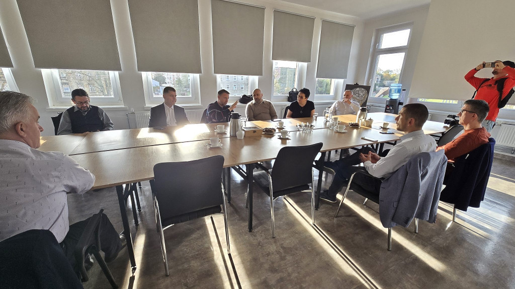 Szukają wsparcia dla prudnickiego Pioniera. Minister w zakładzie [FOTO/WIDEO]