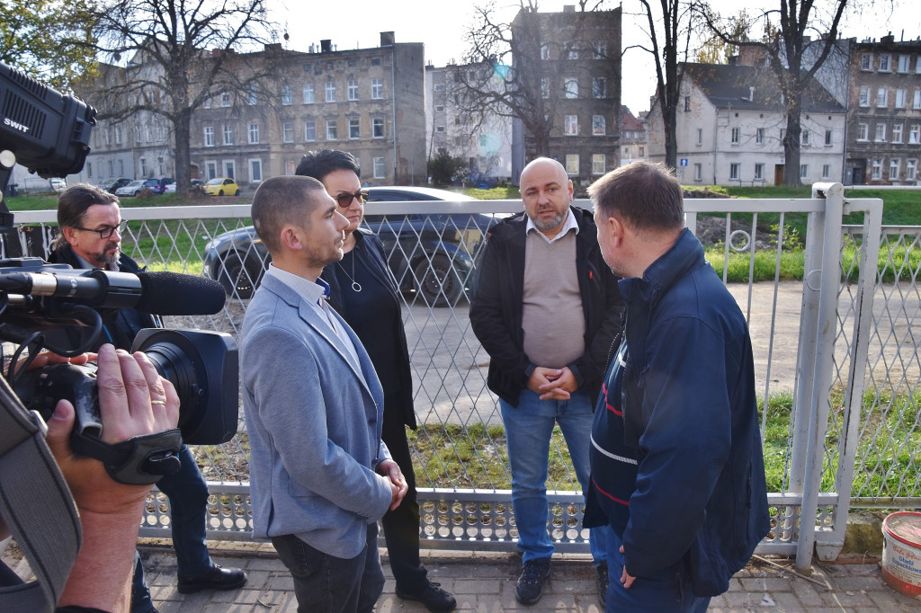 Szukają wsparcia dla prudnickiego Pioniera. Minister w zakładzie [FOTO/WIDEO]