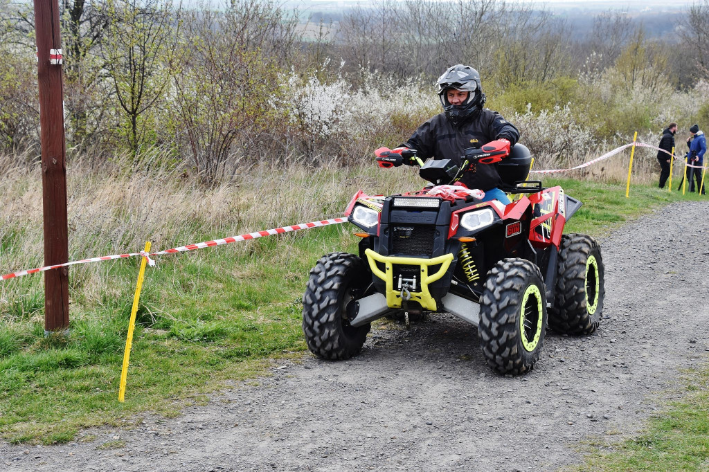 Z kijkami lub biegiem. Mistrzostwa Polski w Prudniku - Lesie [WIDEO/FOTO - cz. 1]