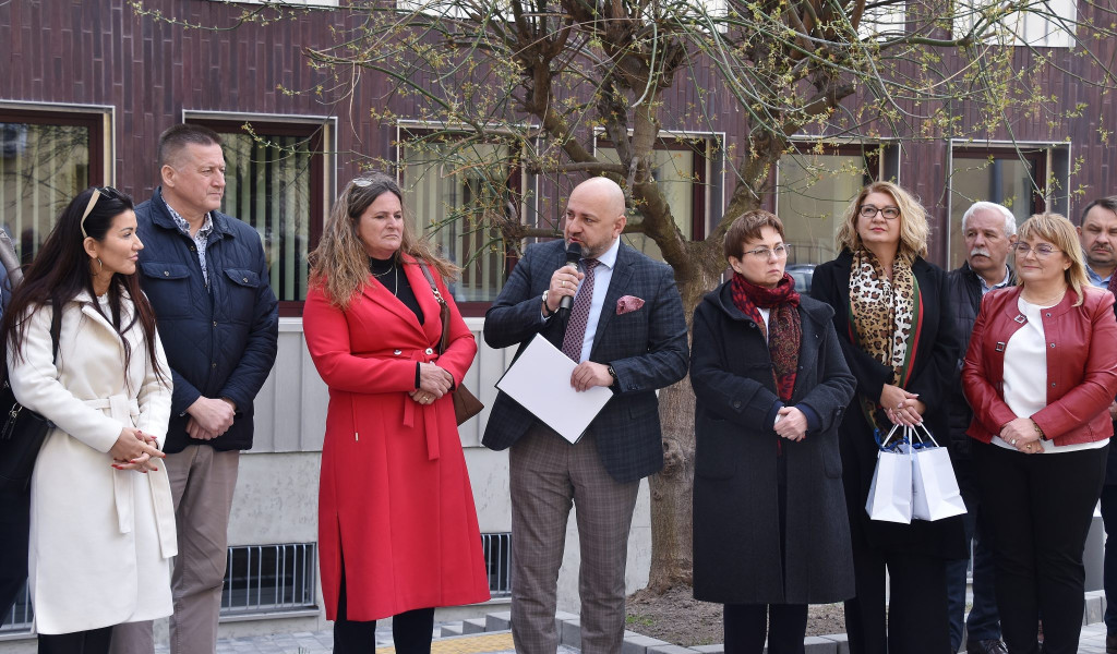 Nowatorski projekt w Prudniku. Seniorzy i młodzież razem