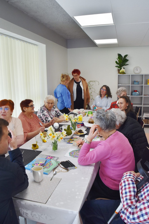 Nowatorski projekt w Prudniku. Seniorzy i młodzież razem
