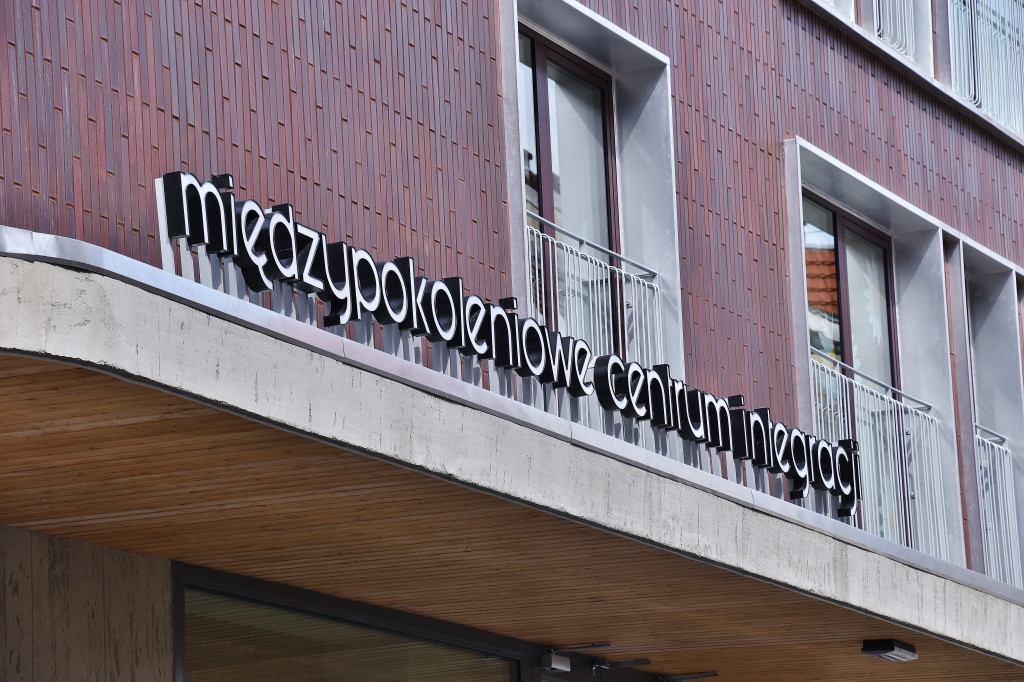 Nowatorski projekt w Prudniku. Seniorzy i młodzież razem