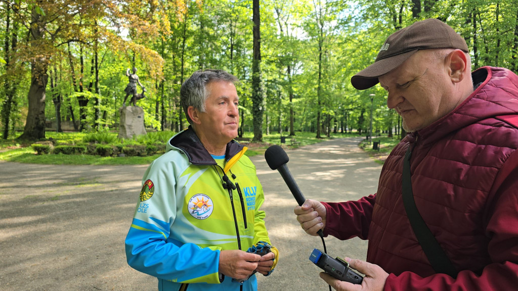 Jubileuszowe wspomnienie Szozdy i Surmińskiego na rowerach [FOTO/WIDEO]