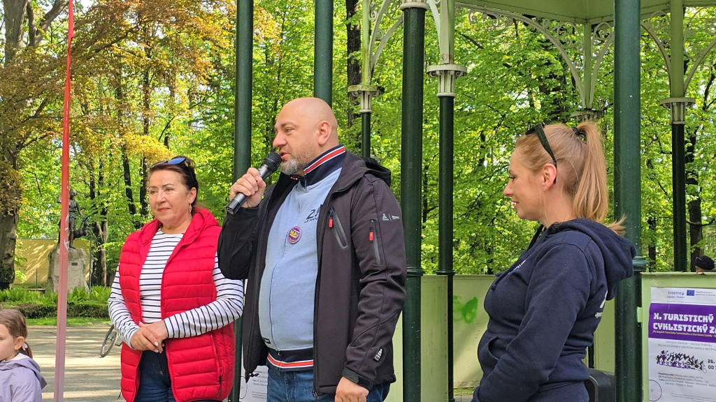Jubileuszowe wspomnienie Szozdy i Surmińskiego na rowerach [FOTO/WIDEO]