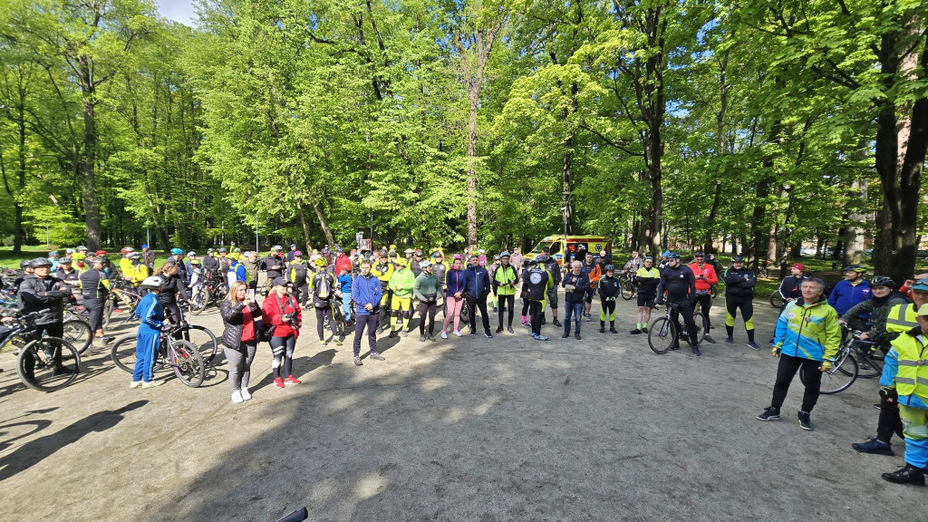 Jubileuszowe wspomnienie Szozdy i Surmińskiego na rowerach [FOTO/WIDEO]