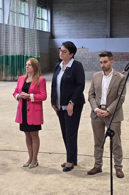 Są pieniądze na odbudowę infrastruktury sportowej. Konferencja ministrów w Prudniku [FOTO/WIDEO]