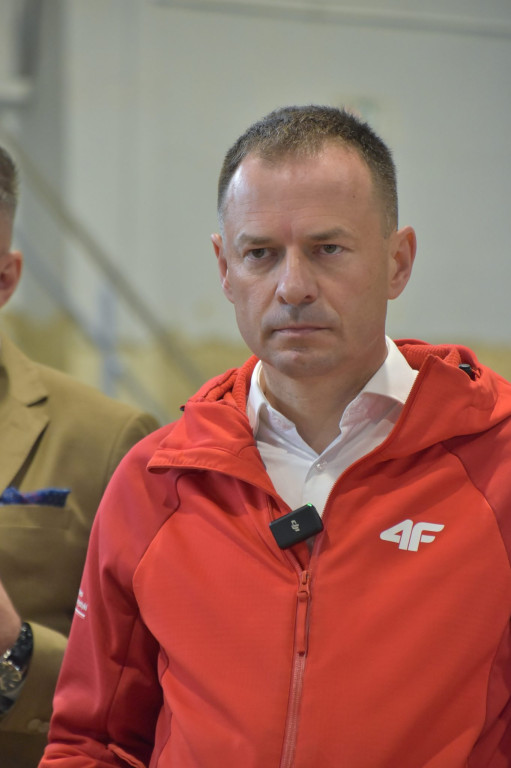 Są pieniądze na odbudowę infrastruktury sportowej. Konferencja ministrów w Prudniku [FOTO/WIDEO]
