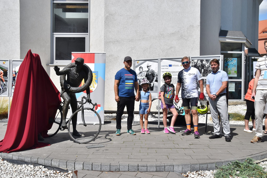 Rajd ze wspomnieniem Franciszka Surmińskiego. Powstanie Galeria Sław Prudnickiego Sportu [FOTO/WIDEO]