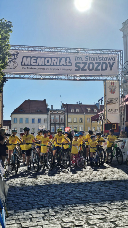 Najbardziej uroczy wyścig memoriału. Zobaczcie zdjęcia i film z parady rowerowej!