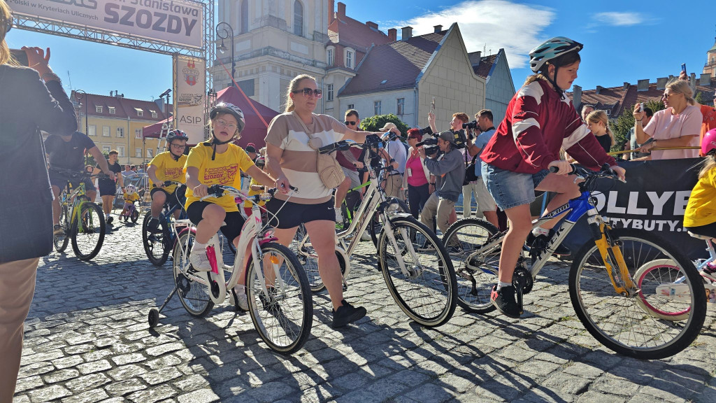 Najbardziej uroczy wyścig memoriału. Zobaczcie zdjęcia i film z parady rowerowej!