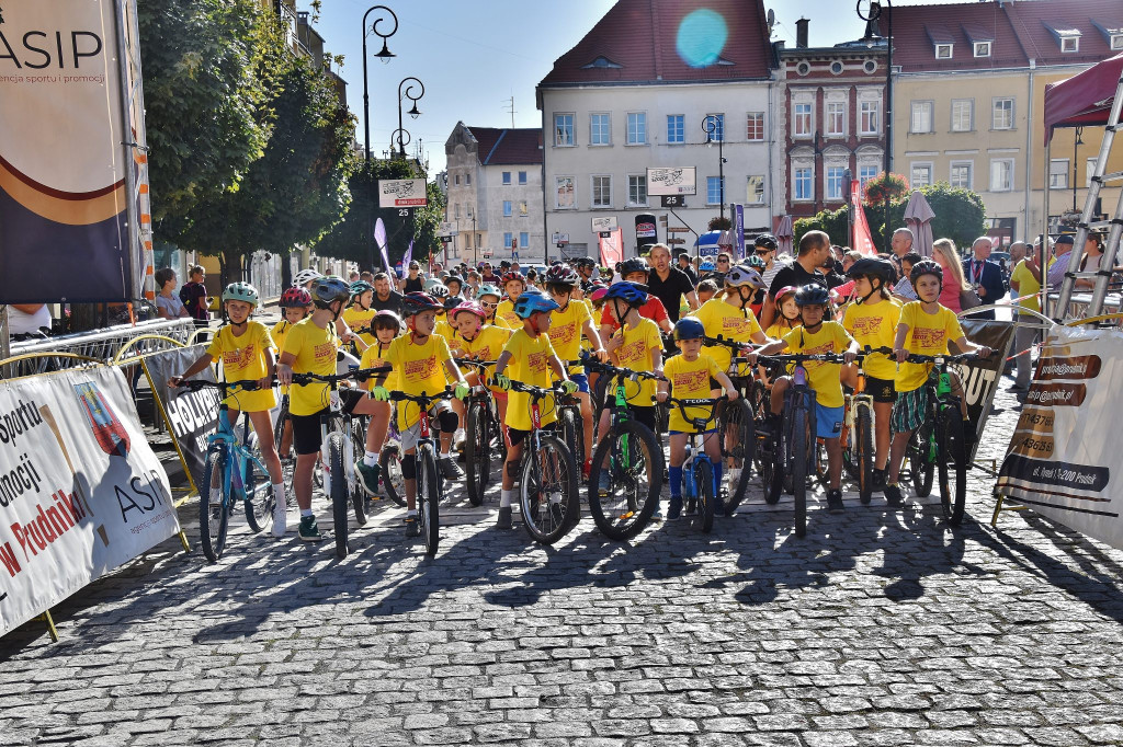 Najbardziej uroczy wyścig memoriału. Zobaczcie zdjęcia i film z parady rowerowej!