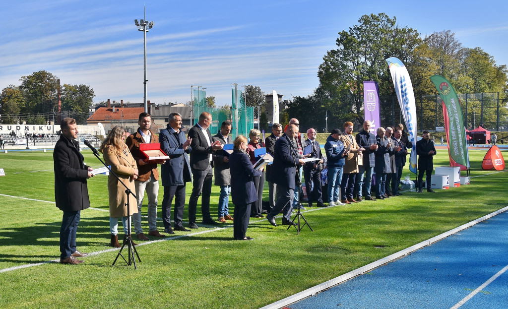 Wielkie otwarcie stadionu w Prudniku [FOTO/WIDEO]
