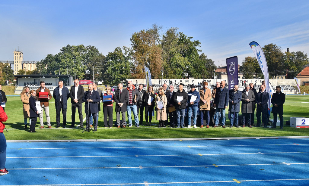 Wielkie otwarcie stadionu w Prudniku [FOTO/WIDEO]