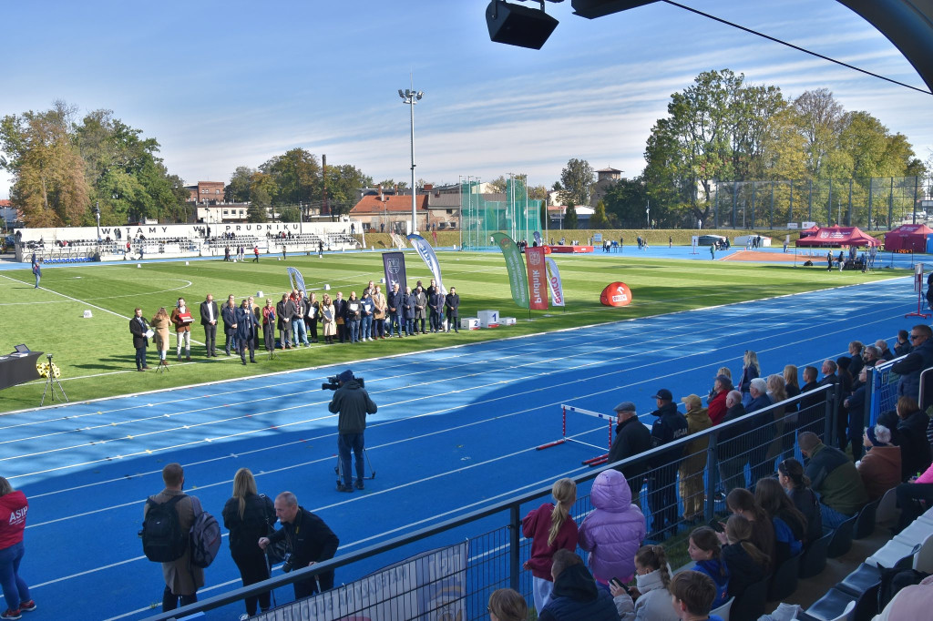 Wielkie otwarcie stadionu w Prudniku [FOTO/WIDEO]
