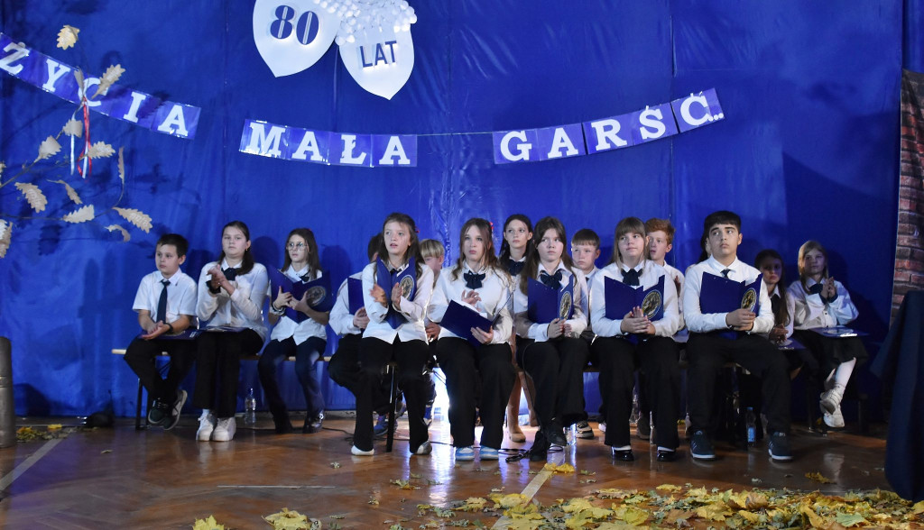 80 lat SP w Szybowicach. Szkoła z tradycją i sukcesami [FOTO/WIDEO]