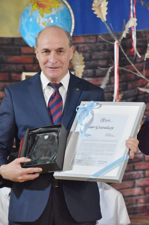 80 lat SP w Szybowicach. Szkoła z tradycją i sukcesami [FOTO/WIDEO]