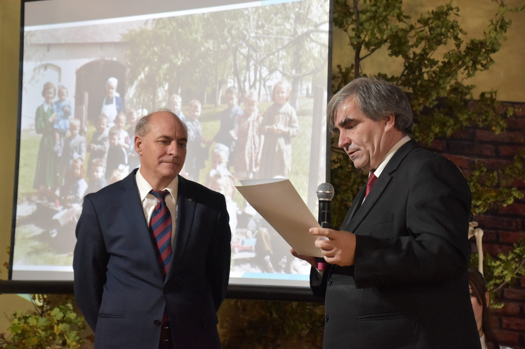 80 lat SP w Szybowicach. Szkoła z tradycją i sukcesami [FOTO/WIDEO]