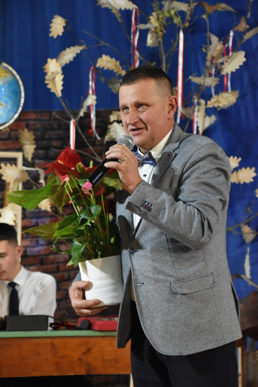 80 lat SP w Szybowicach. Szkoła z tradycją i sukcesami [FOTO/WIDEO]