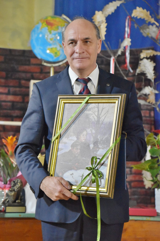 80 lat SP w Szybowicach. Szkoła z tradycją i sukcesami [FOTO/WIDEO]