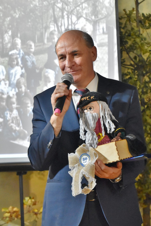 80 lat SP w Szybowicach. Szkoła z tradycją i sukcesami [FOTO/WIDEO]