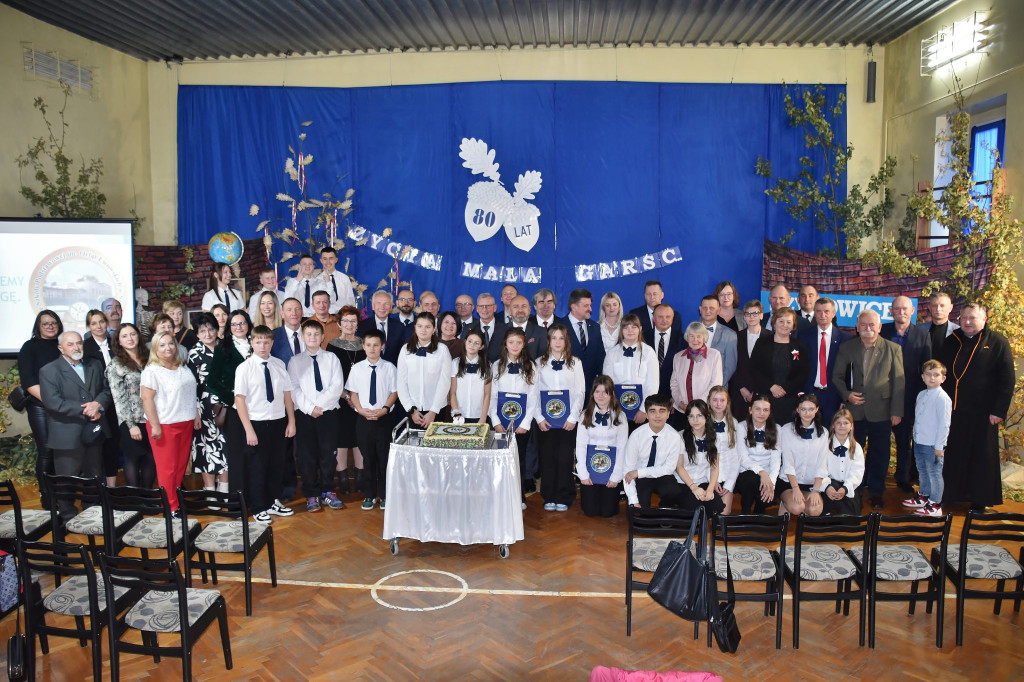 80 lat SP w Szybowicach. Szkoła z tradycją i sukcesami [FOTO/WIDEO]