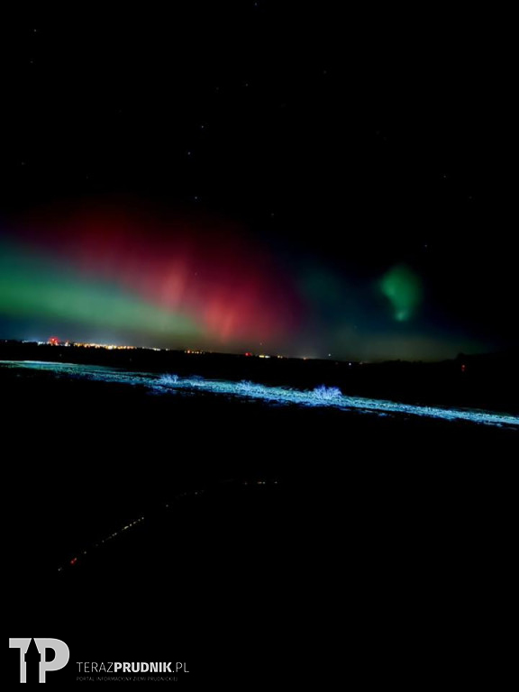 Zorza polarna nad ziemią prudnicką