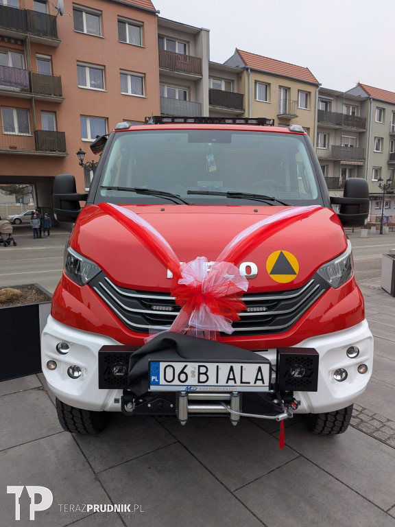 Cztery pojazdy dla OSP w gminie Biała