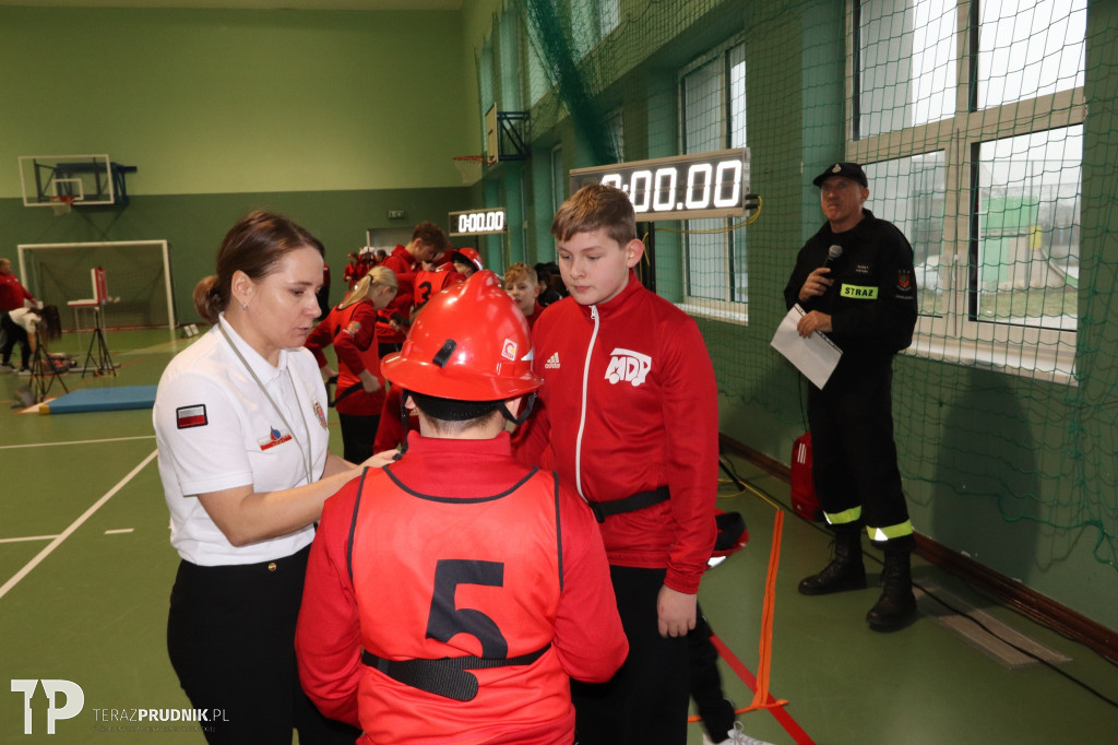 Młodzieżowe zawody pożarnicze w Strzeleczkach