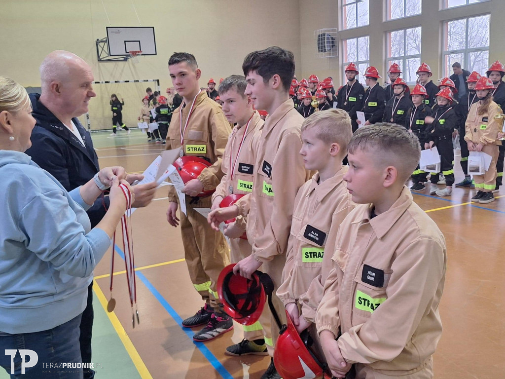 I Gminne Halowe Zawody Młodzieżowych Drużyn Pożarniczych Gminy Biała