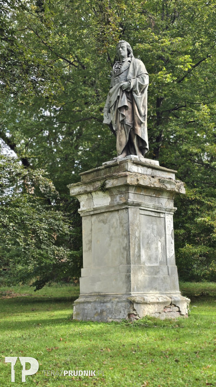 Zamek w Jindřichovie - remont i park