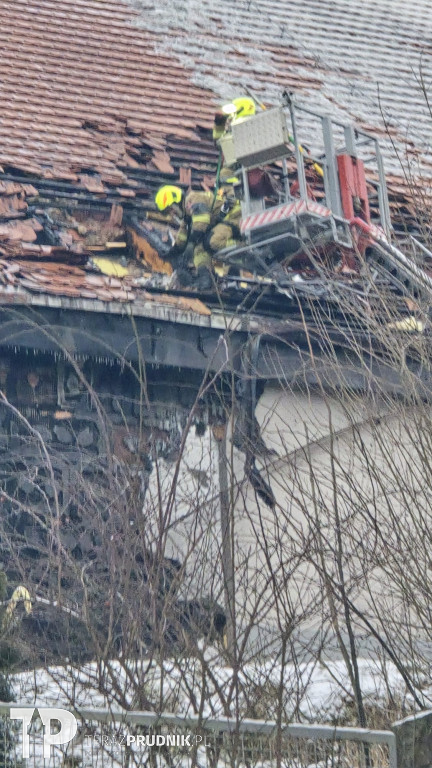 Pożar na terenie kompleksu hotelowego w Pokrzywnej