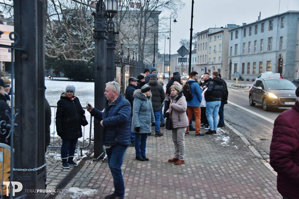 Spotkanie z Bąkiewiczem i protest
