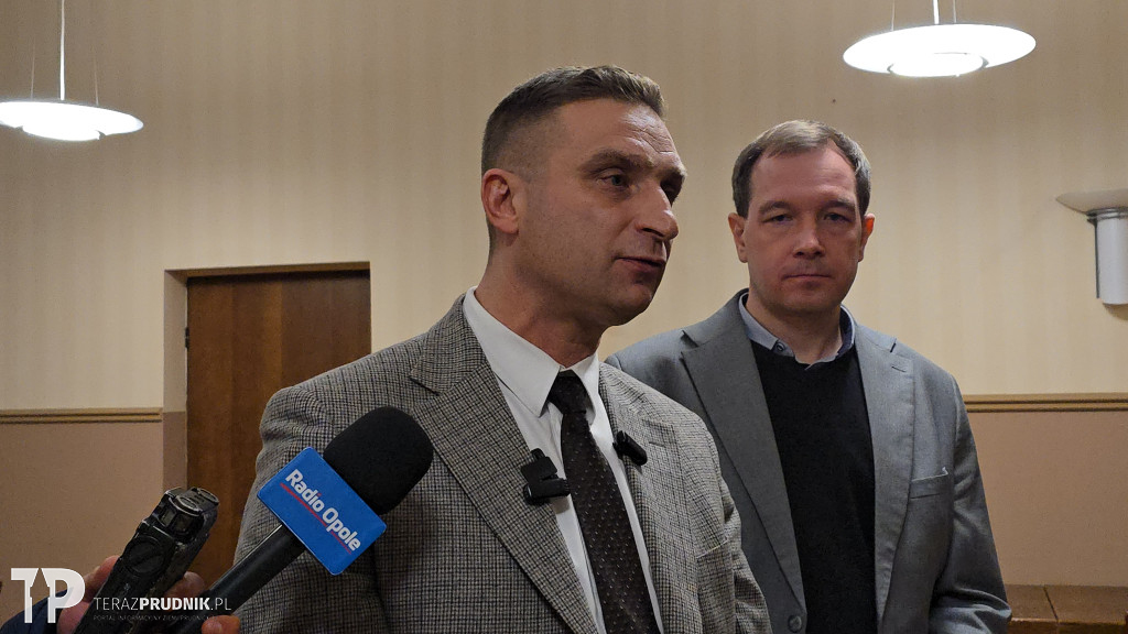 Spotkanie z Bąkiewiczem i protest