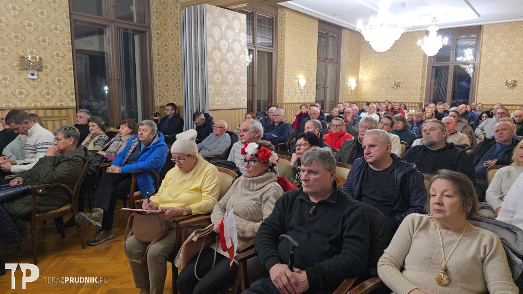Spotkanie z Bąkiewiczem i protest