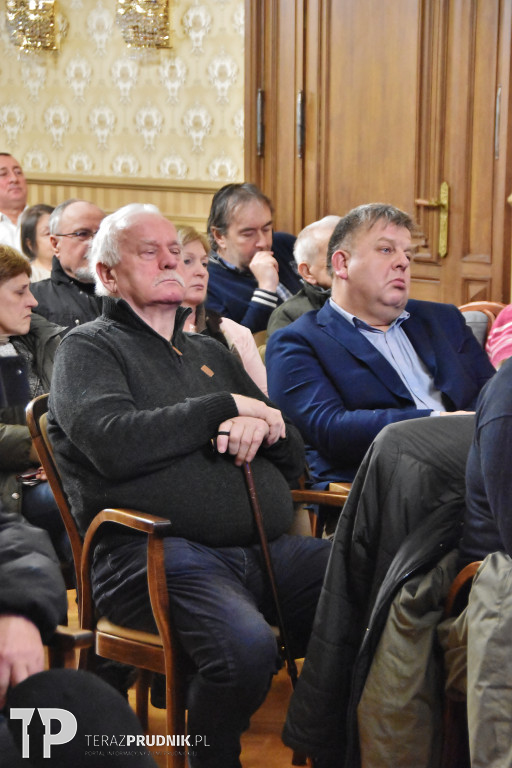 Spotkanie z Bąkiewiczem i protest