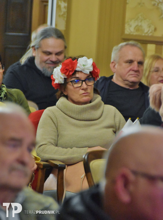 Spotkanie z Bąkiewiczem i protest