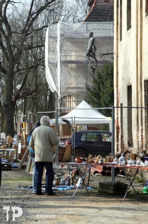 Giełda Staroci w Pałacu Rozkochów (3)