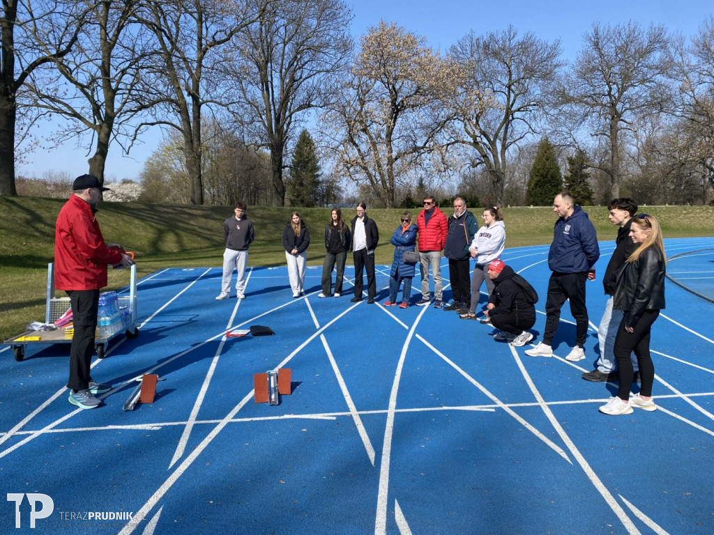 Kurs sędziów lekkoatletyki w Prudniku