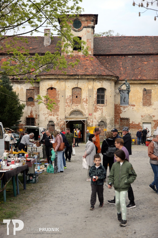 Giełda Staroci w Pałacu Rozkochów