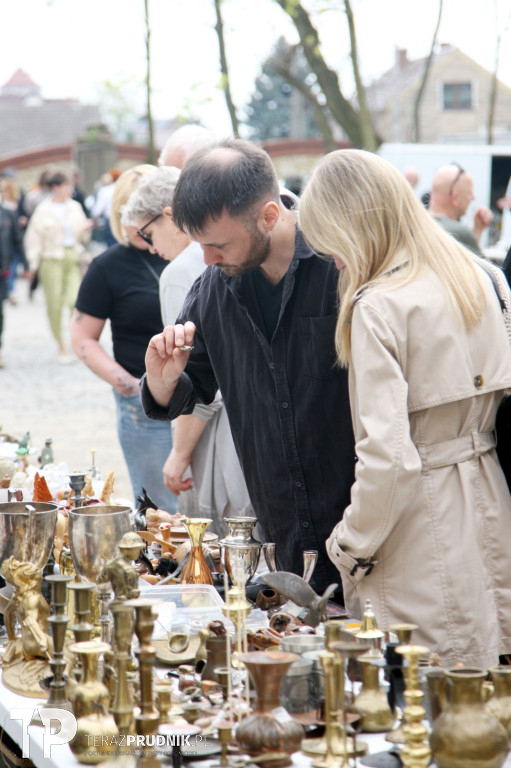Giełda Staroci w Pałacu Rozkochów