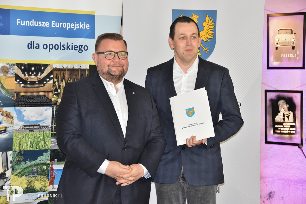 Podpisanie umów w Pałacu Rozkochów