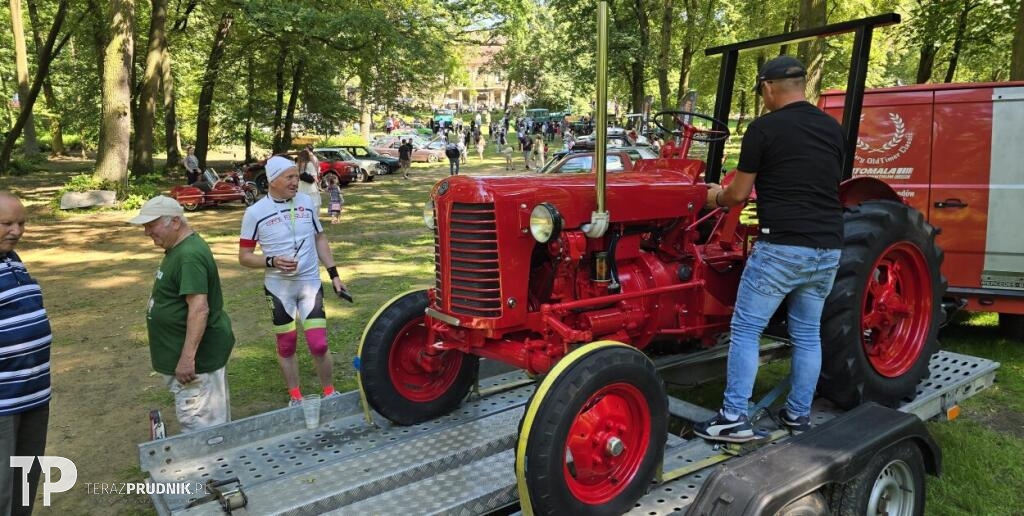 IV Zlot Starych Pojazdów RozkoOldCars