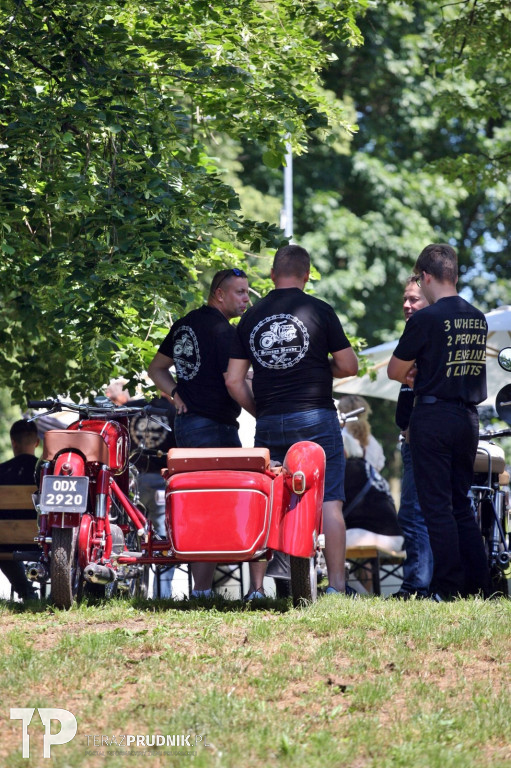 IV Zlot Starych Pojazdów RozkoOldCars