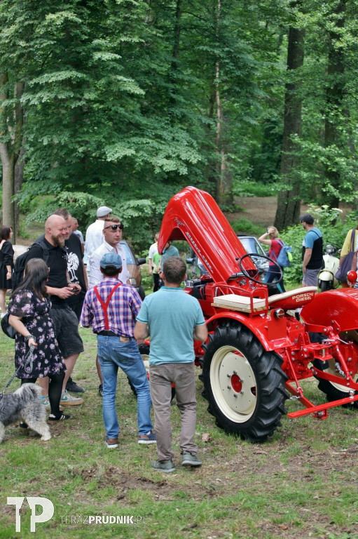 IV Zlot Starych Pojazdów RozkoOldCars
